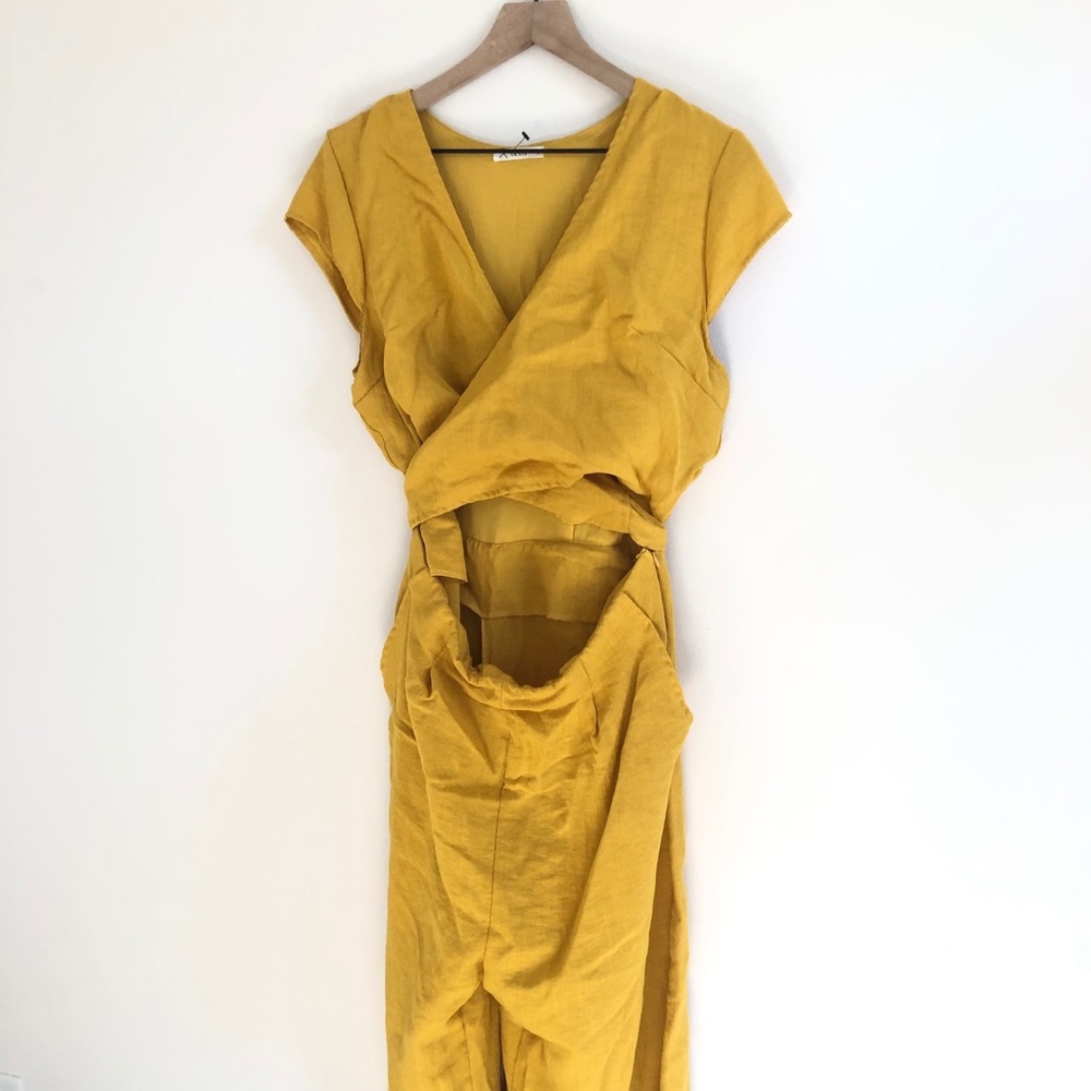 Mustard Linen Tie Back Long Jumper - Picture 3 of 9